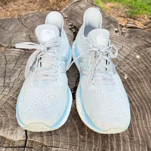 New Balance 1080v10 Fresh Foam Women’s Running Shoe Size 10.5 thumbnail 3