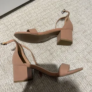 Merona Heels thumbnail 1