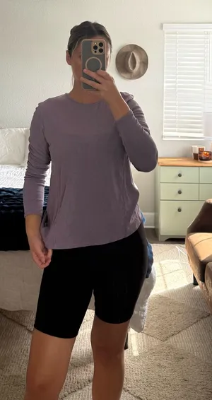 Lululemon long sleeve top thumbnail 1