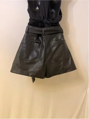 Women's Zara Faux Leather High Waist Belted Shorts Black Size M thumbnail 2