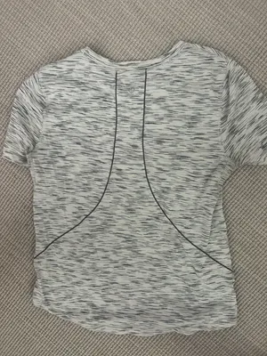 Lululemon Short Sleeve thumbnail 3