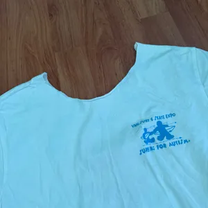 Surfers For Autism Cutoff Graphic Tee White Size XS thumbnail 4