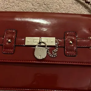 Anne Klein good strap purse‎ thumbnail 3