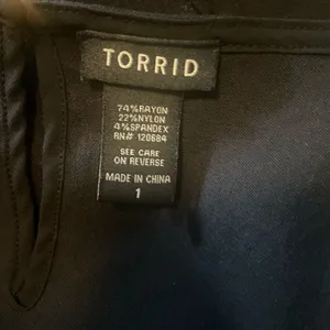 Torrid Black Short Sleeve Blouse Size‎ 1X thumbnail 4