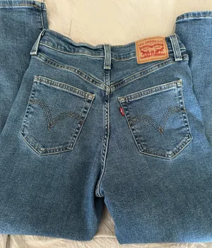 Ribcage Levi’s Straight Ankle Jeans High-Rise thumbnail 3