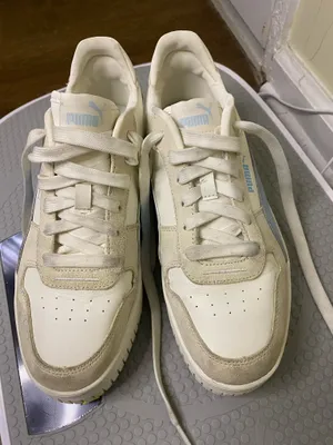 Puma Carina Street Platform Sneaker - Women's Size (8.5) thumbnail 3