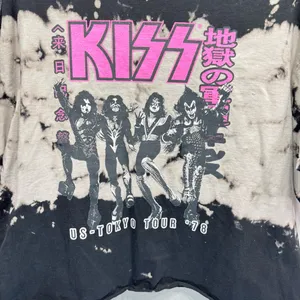 KISS Tie Dye Cropped Cut Off Tokyo Tour ‘78 Licensed Replica Crewneck Band Tee thumbnail 2