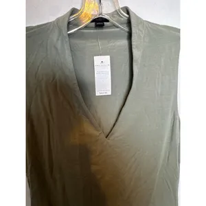 Brand New Ann Taylor Sample Women's Size Small Seamoss Green V Neck Tank Top thumbnail 4