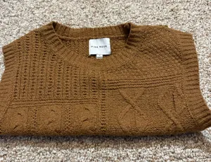 Pink Rose Sweater vest thumbnail 1
