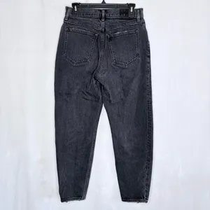 Abercrombie & Fitch Black 80’s Mom High Rise Jeans thumbnail 9