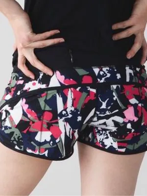 Lululemon Speed Up Shorts Size 8 thumbnail 2