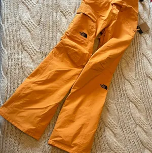 Northface ‘Freedom’ Snow Bib Pants thumbnail 6