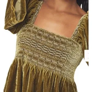 Free People Easy To Love Velvet Smocked Ruffle Mini Dress Size S Olive Green NEW thumbnail 3