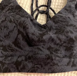 Athleta NWT  Sports Bra thumbnail 3