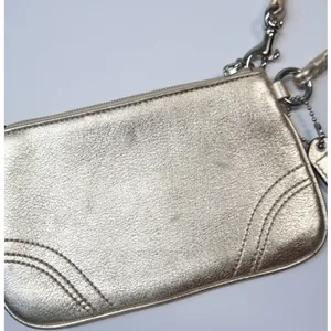 Coach Vintage Y2K Champagne Gold Leather Wristlet Metallic Mini Bag Minimalist thumbnail 5