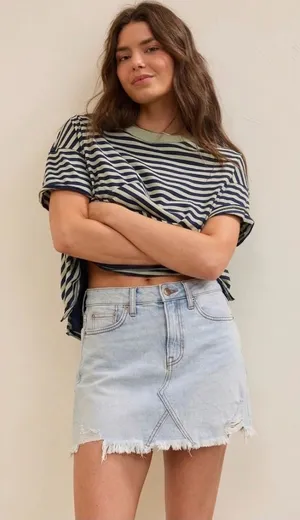American Eagle Denim Slightly Distressed Mini Short Skirt Size 00 Light Wash thumbnail 1