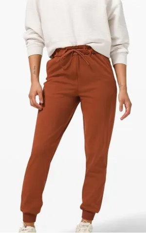 Lululemon Stretch High Rise Joggers Dark Terracotta Size 8 thumbnail 1