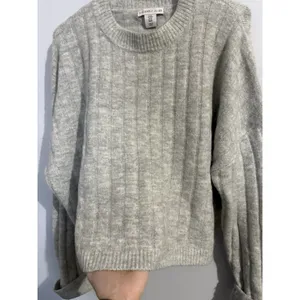 Sincerely Jules Women's‎ Crop Knit Sweater Gray Size M thumbnail 2