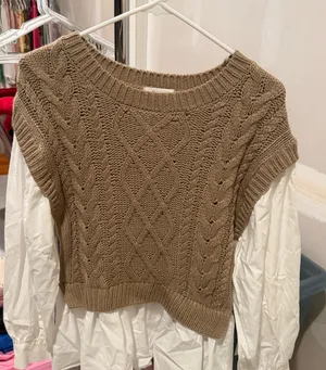 Boutique Sweater top thumbnail 1