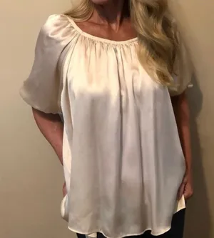 AUM COUTURE 100% Silk Blouse -Off the Shoulder Feature M thumbnail 1
