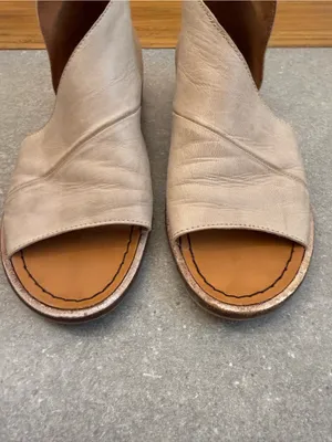 Free People Mont Blanc Asymmetrical Sandal Taupe Leather Flat Size 36 EU (6 US) thumbnail 5