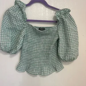 Primark Gingham Green Puff Sleeve Blouse thumbnail 1