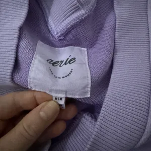 Aerie Lavender v neck Sweater size medium thumbnail 2