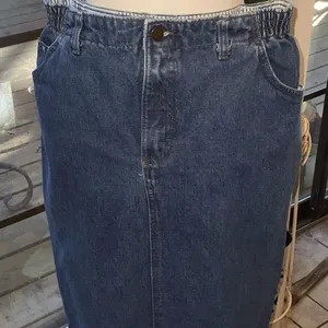 Lee jean skirt thumbnail 1