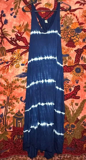 Flowing Blue & White Maxi Dress thumbnail 1
