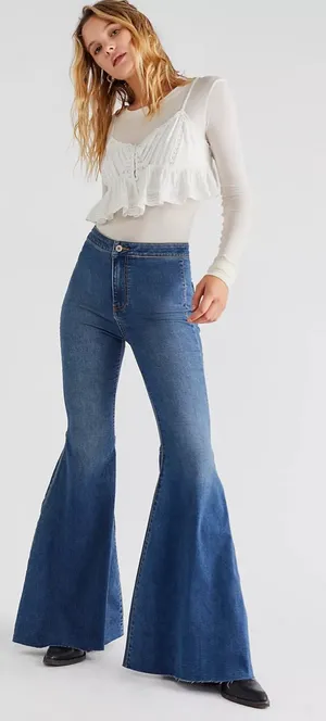 Free People We The Free Just Float On Flare Jeans Size 29 thumbnail 1