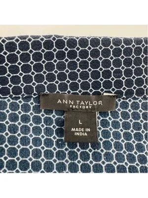 Ann Taylor Navy White Geometric Blouse L Tie Front Button Down 3/4 Sleeve thumbnail 3