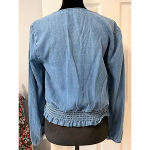Cloth & Stone Anthropologie Smocked Waist Blouse Tencel Denim Chambray Top S thumbnail 3