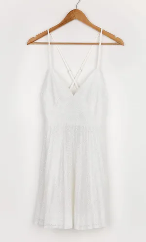 NWT Lulu’s Vision of Elegance White Sequin Pleated Mini Dress thumbnail 4