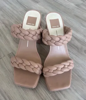 DV by Dolce Vita Platform Heels thumbnail 1