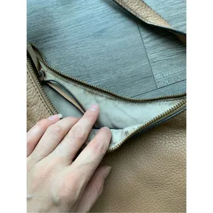 Michael Kors Rhea zip Shoulder Bag 100% leather in Suntan beige tan hobo thumbnail 7