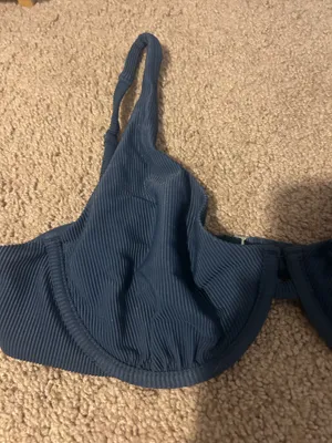 Abercrombie Ribbed Underwire Bikini top in Navy Blue thumbnail 2