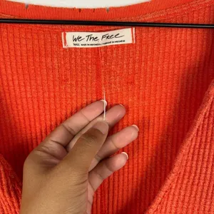 We‎ The Free Buttercup Thermal In Talking Roses Oversized Shirt Sz M thumbnail 6