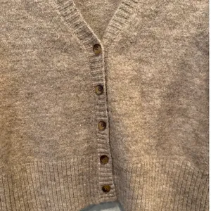 Free People School Girl Crop Softspun Cardigan Size XS thumbnail 7