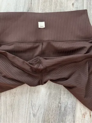 Vuori Brand New Women’s Inversion Ribbed Legging In Java Medium thumbnail 10