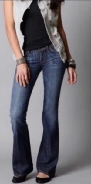 Citizens Of Humanity Margo Low Waist, Boot Cut Stretch Blue Jeans thumbnail 1