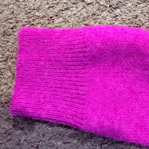 BiBi Vibrant Pink Knit Sweater With Flowers M thumbnail 7