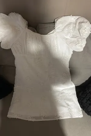 GB White dress thumbnail 1