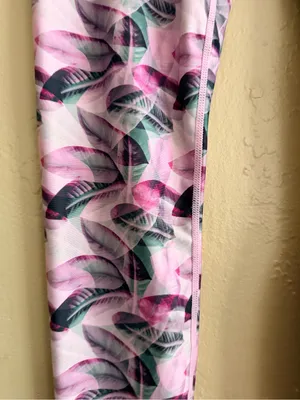 JoyLab Pink Leaf-Pattern Leggings thumbnail 2
