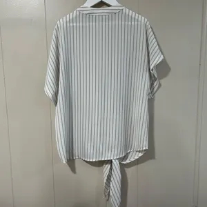 Olivaceous Women’s Medium Striped Button Down Tie Front Blouse thumbnail 2