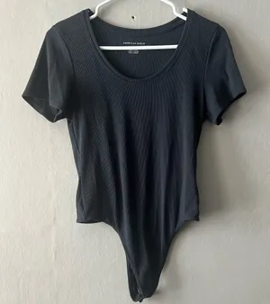 American Eagle Black Ribbed Short Sleeve Bodysuit Size Large thumbnail 1