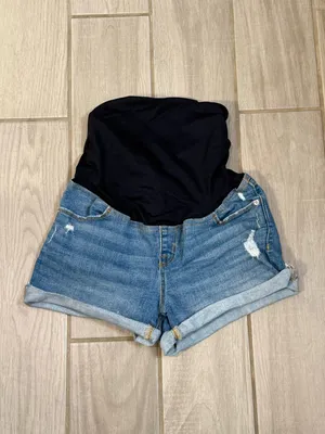 Isabel Maternity by Ingrid & Isabel blur shorts size 4 thumbnail 2