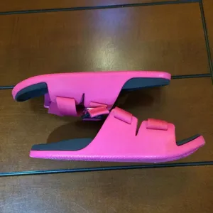 Chaco Women's Chillos Slide Sandals fuschia size 7 thumbnail 3