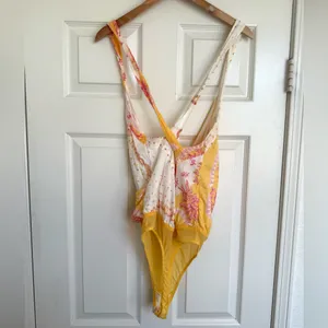 Free People Sweet Thing Bodysuit Pink and Yellow Floral Sleeveless Size L thumbnail 8