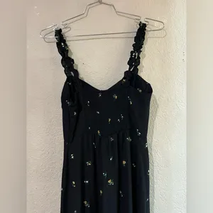 Wild Fable Women's Black and Yellow Jumpsuit size med thumbnail 3