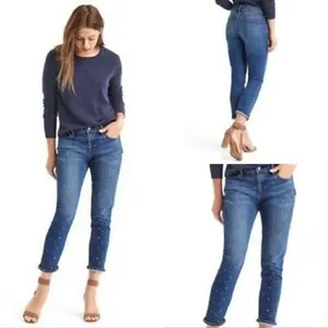 ✨Gap Stars & Studs Best Girlfriend Jeans thumbnail 2